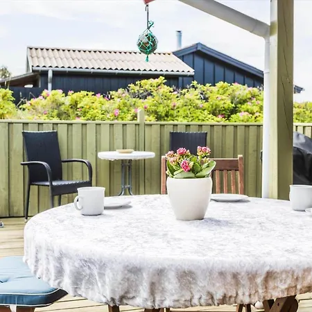 Tv1542-bindslev-svallerhulvej-34 بيت للعطل