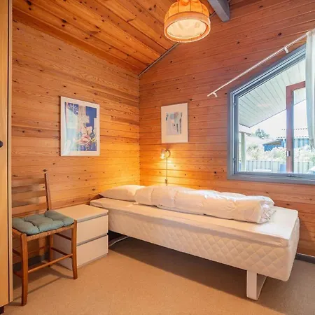 Tv1542-bindslev-svallerhulvej-34 بيت للعطل *